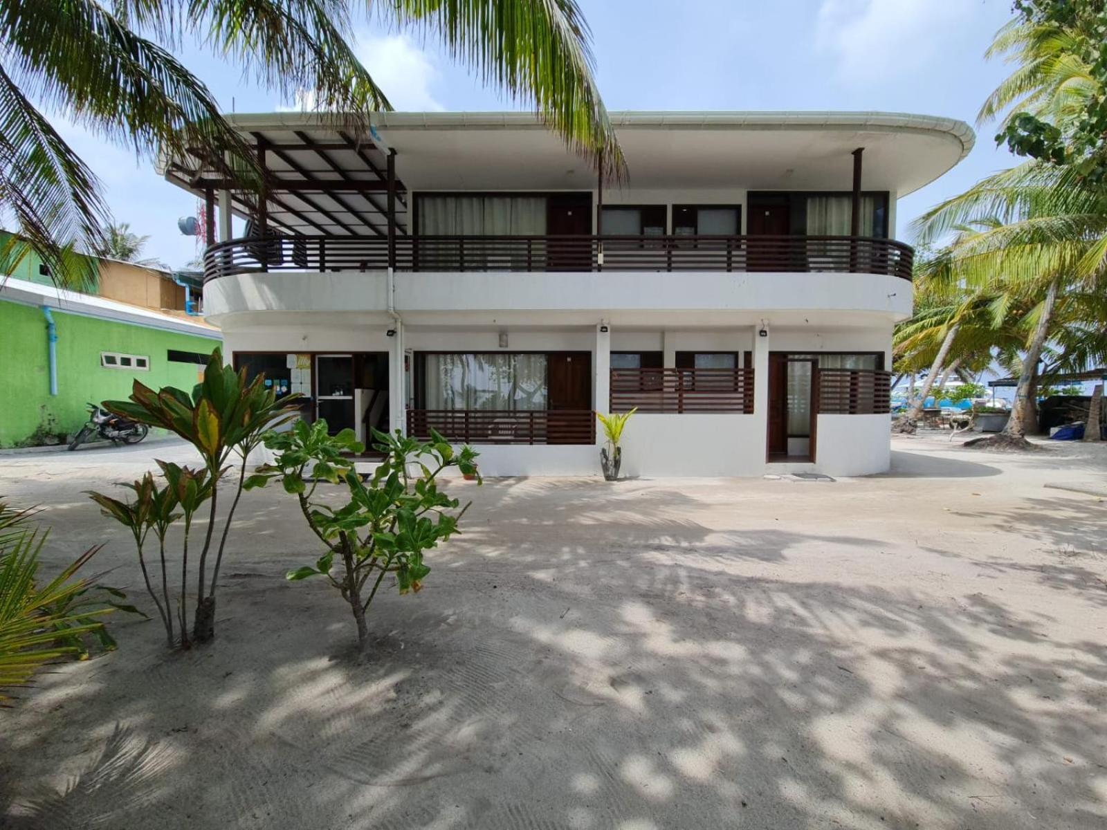 Liberty Guesthouse Maldives Mahibadhoo Buitenkant foto